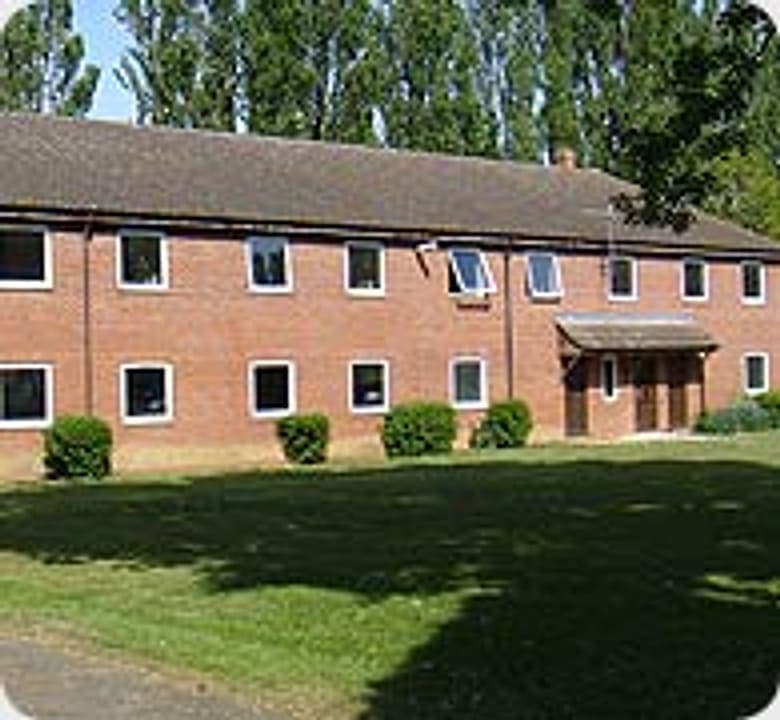 Fridaybridge Camp accommodation — photo 3